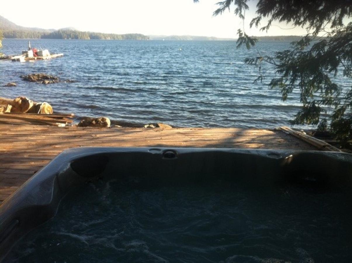 Tofino Stormbay Guest House Buitenkant foto
